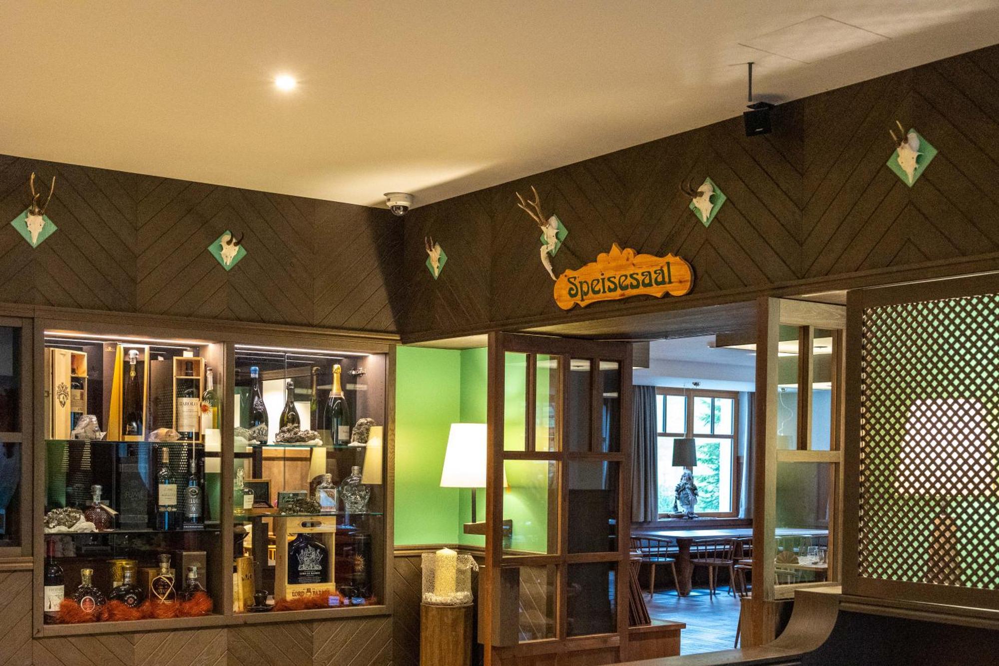 Alpin Natur Hotel Brueckele ブラーイエス エクステリア 写真