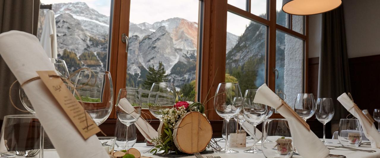Alpin Natur Hotel Brueckele ブラーイエス エクステリア 写真