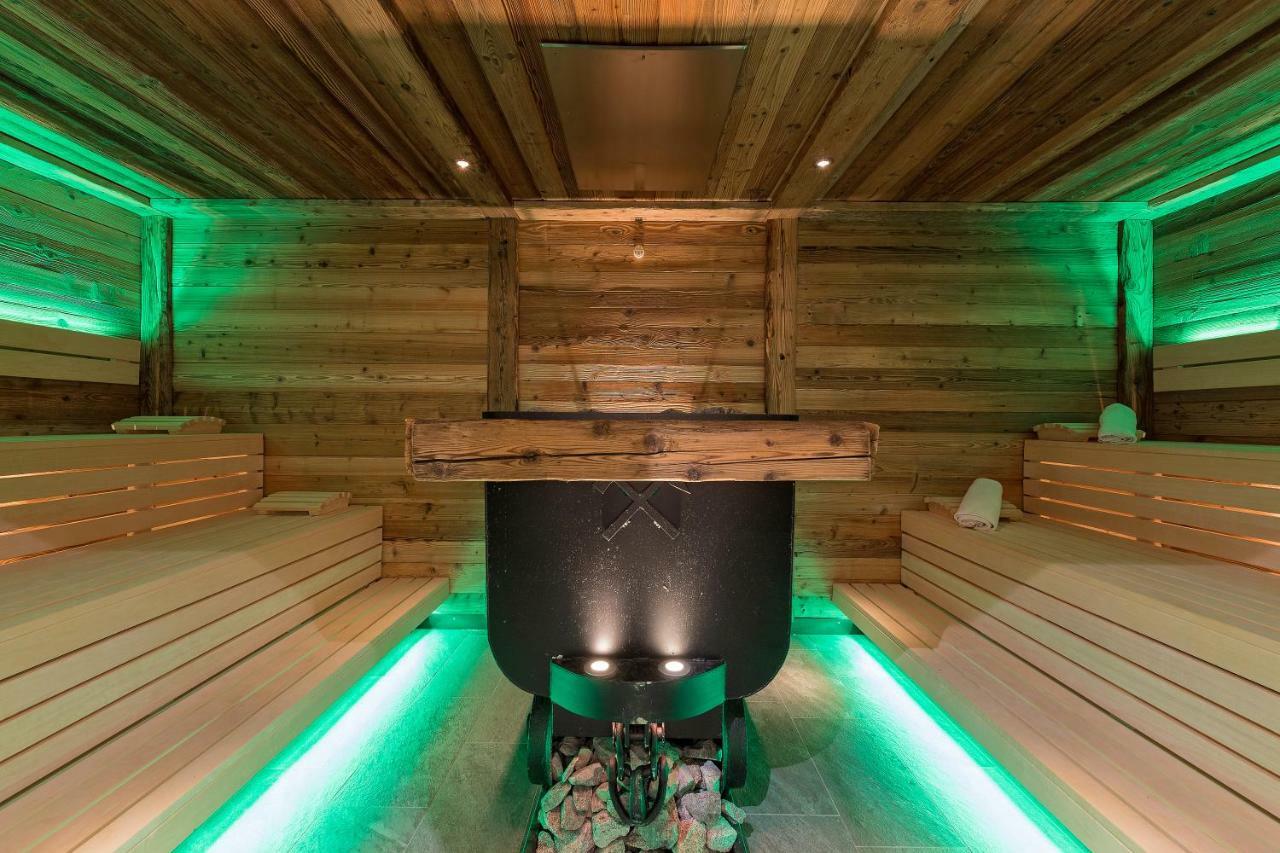 Alpin Natur Hotel Brueckele ブラーイエス エクステリア 写真